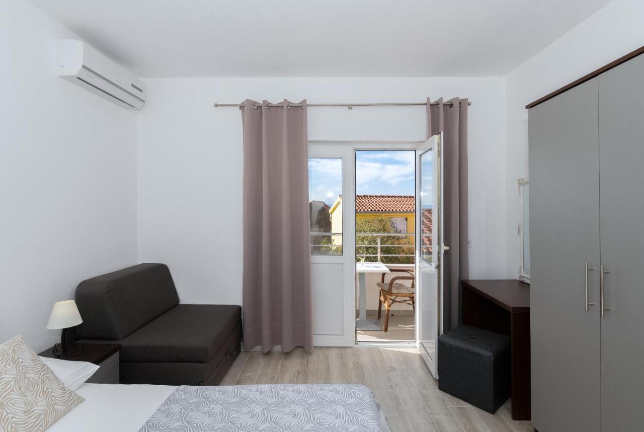 Bilin San * Baška Voda